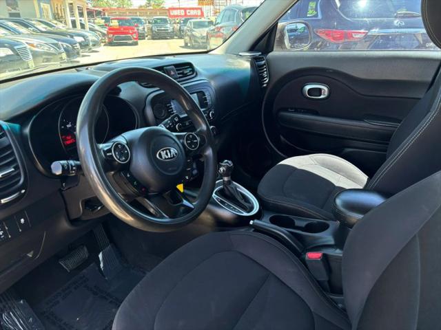 2016 Kia Soul Base