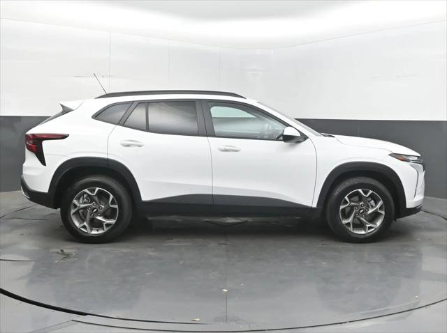 2025 Chevrolet Trax FWD LT