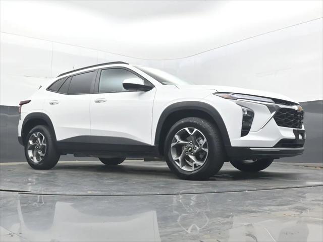 2025 Chevrolet Trax FWD LT