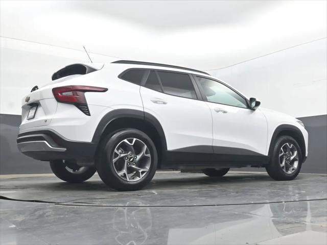 2025 Chevrolet Trax FWD LT