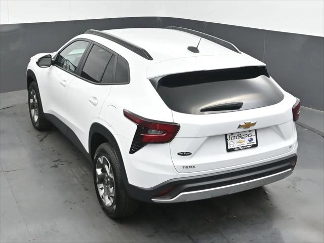 2025 Chevrolet Trax FWD LT