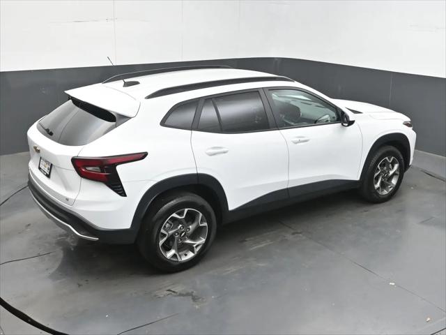 2025 Chevrolet Trax FWD LT