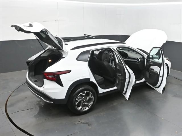 2025 Chevrolet Trax FWD LT