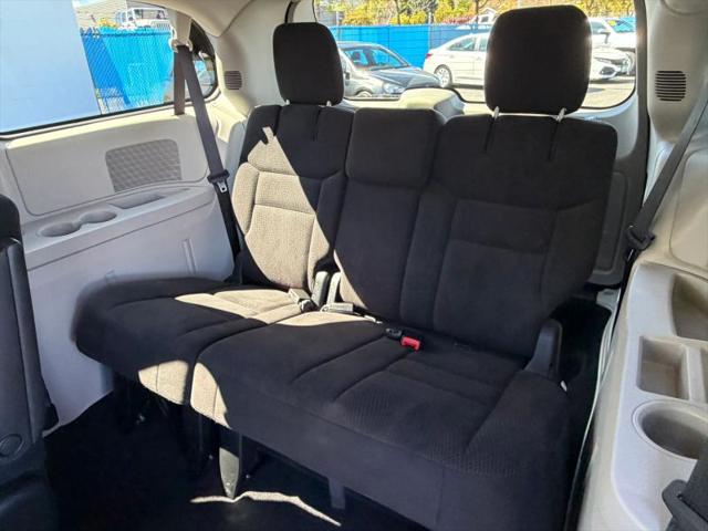 2017 Dodge Grand Caravan SE