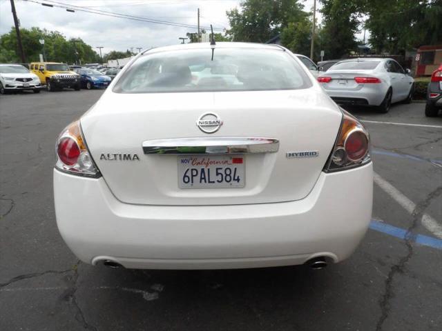 2011 Nissan Altima Base