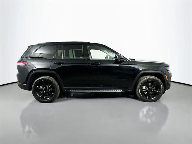 2023 Jeep Grand Cherokee Limited 4x2