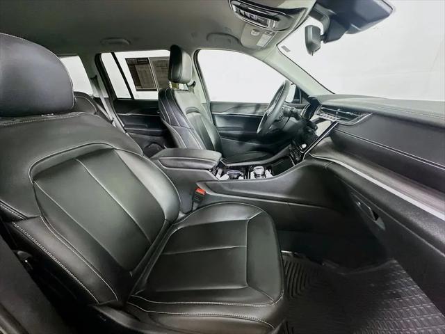 2023 Jeep Grand Cherokee Limited 4x2