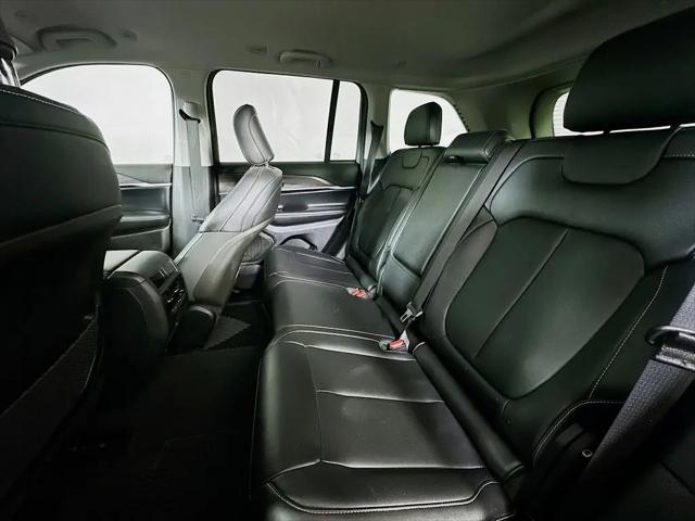 2023 Jeep Grand Cherokee Limited 4x2