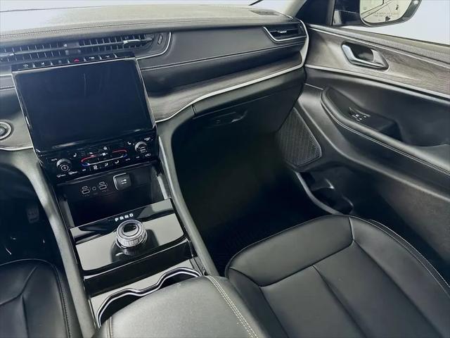2023 Jeep Grand Cherokee Limited 4x2