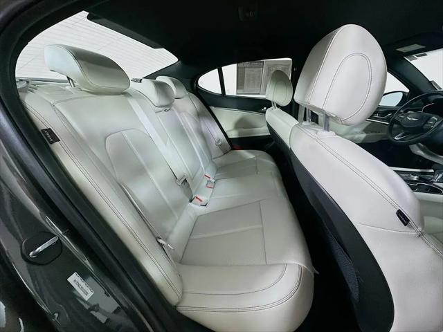 2025 Genesis G70 2.5T RWD