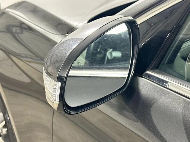 2025 Genesis G70 2.5T RWD