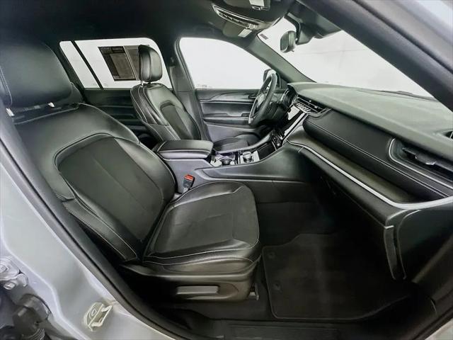 2023 Jeep Grand Cherokee L Altitude 4x2