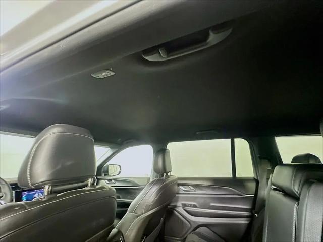 2023 Jeep Grand Cherokee L Altitude 4x2