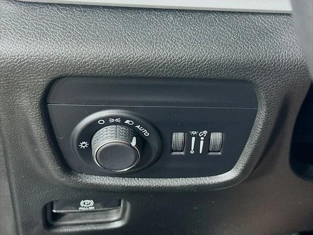 2023 Jeep Grand Cherokee L Altitude 4x2