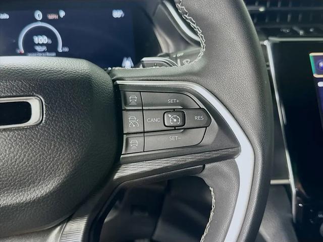 2023 Jeep Grand Cherokee L Altitude 4x2