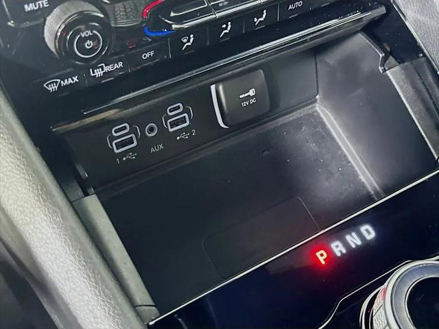 2023 Jeep Grand Cherokee L Altitude 4x2