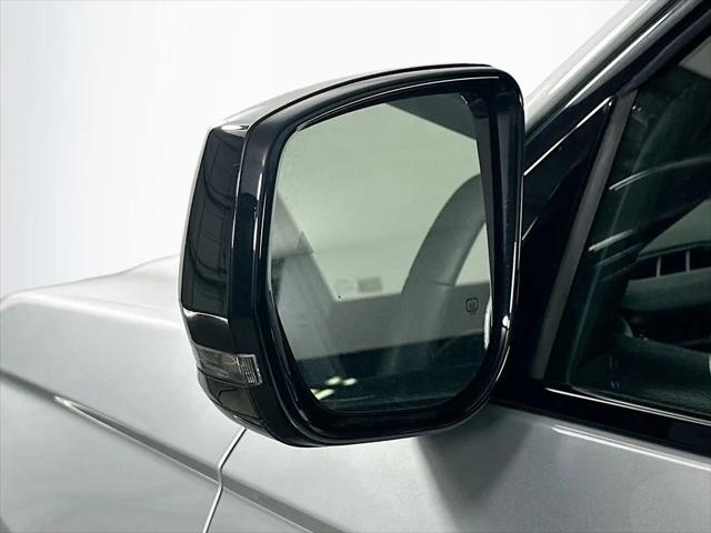 2023 Jeep Grand Cherokee L Altitude 4x2