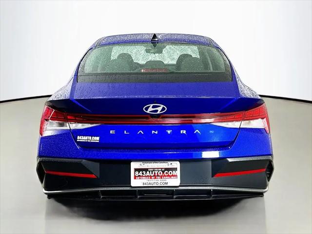 2025 Hyundai Elantra SEL Convenience