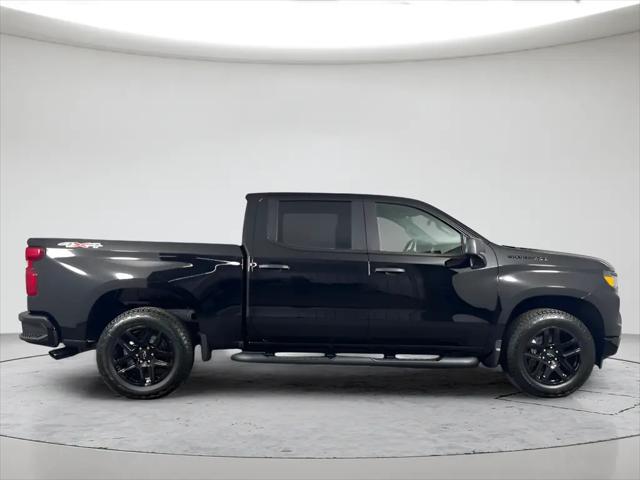 2026 Chevrolet Silverado 1500 4WD Crew Cab Short Bed Custom