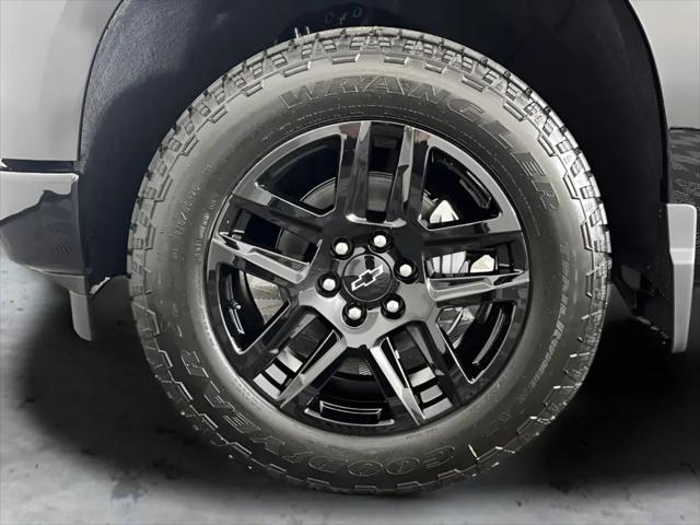 2026 Chevrolet Silverado 1500 4WD Crew Cab Short Bed Custom