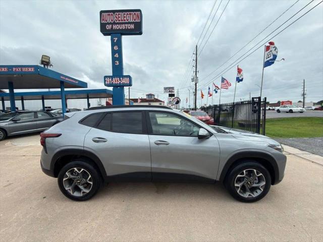 2025 Chevrolet Trax FWD LT