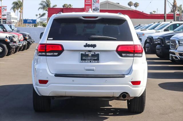 2022 Jeep Grand Cherokee Laredo X 4x2