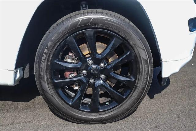 2022 Jeep Grand Cherokee Laredo X 4x2