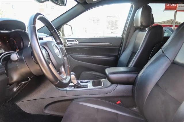 2022 Jeep Grand Cherokee Laredo X 4x2