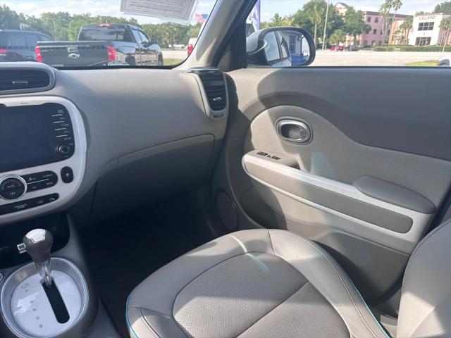 2015 Kia Soul EV +