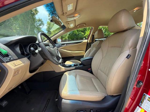 2012 Hyundai Sonata Hybrid Base