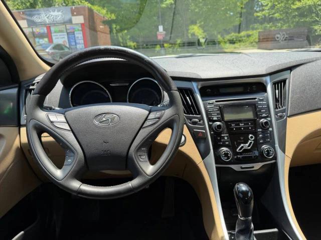 2012 Hyundai Sonata Hybrid Base