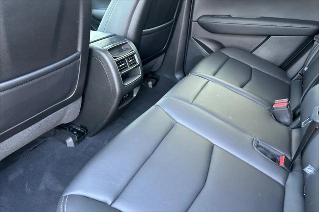 2025 Cadillac XT5 FWD Luxury