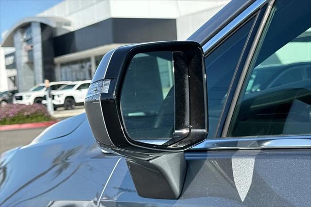2025 Cadillac XT5 FWD Luxury