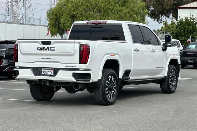 2025 GMC Sierra 2500HD 4WD Crew Cab Standard Bed Denali Ultimate
