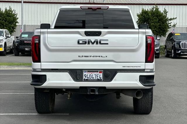 2025 GMC Sierra 2500HD 4WD Crew Cab Standard Bed Denali Ultimate