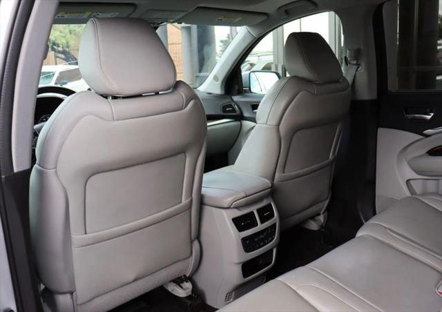 2016 Acura MDX Base