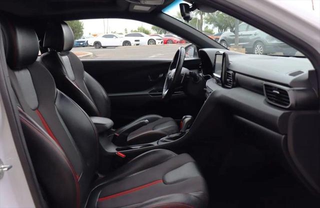2019 Hyundai Veloster Turbo