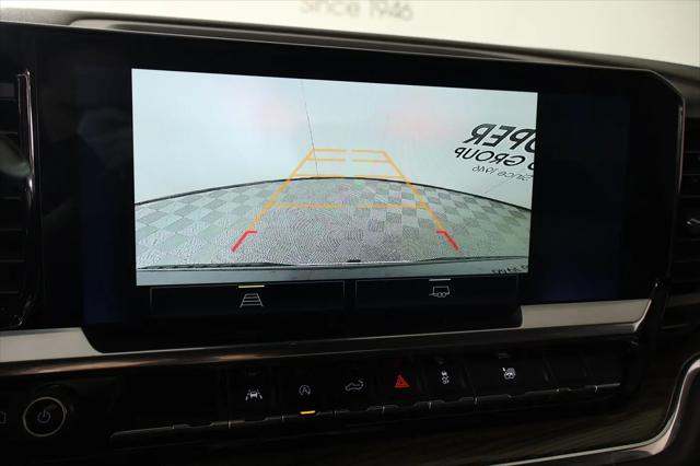 2023 Chevrolet Silverado 1500 4WD Crew Cab Short Bed LT with 2FL