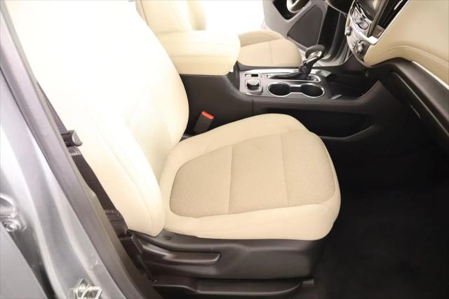 2023 Chevrolet Traverse AWD LT Cloth