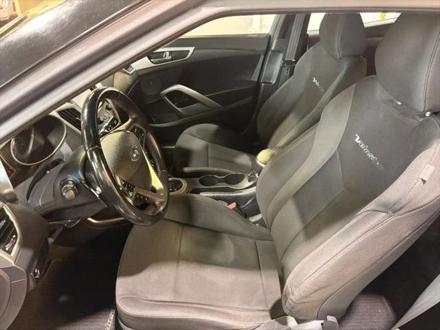 2017 Hyundai Veloster Base