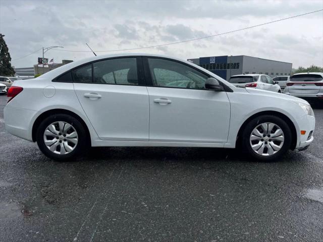 2014 Chevrolet Cruze LS Auto