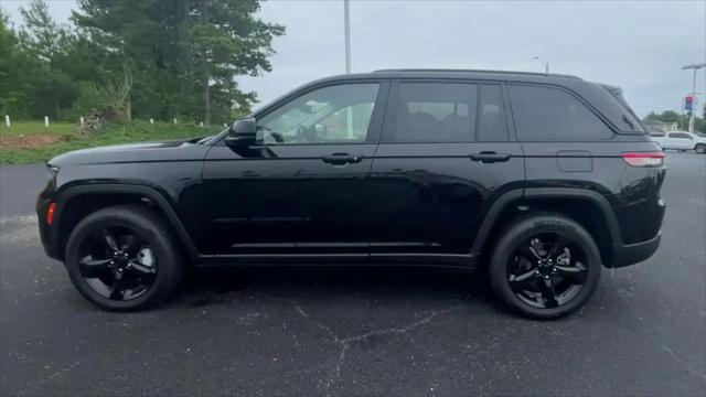 2023 Jeep Grand Cherokee Limited 4x2