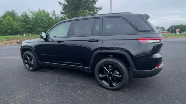 2023 Jeep Grand Cherokee Limited 4x2