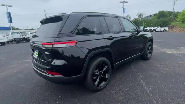 2023 Jeep Grand Cherokee Limited 4x2