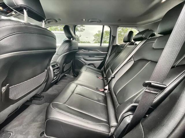 2023 Jeep Grand Cherokee Limited 4x2