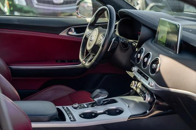 2019 Kia Stinger GT2