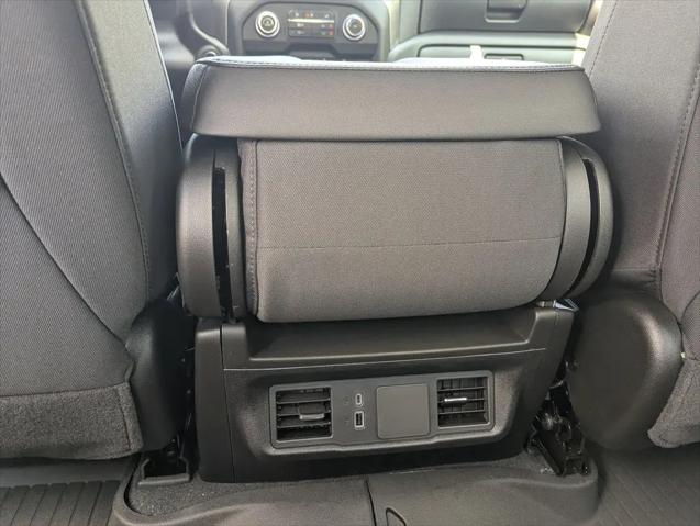 2026 Chevrolet Silverado 1500 4WD Crew Cab Short Bed Custom Trail Boss