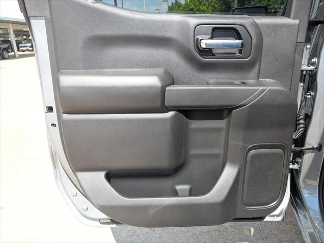 2026 Chevrolet Silverado 1500 4WD Crew Cab Short Bed Custom Trail Boss