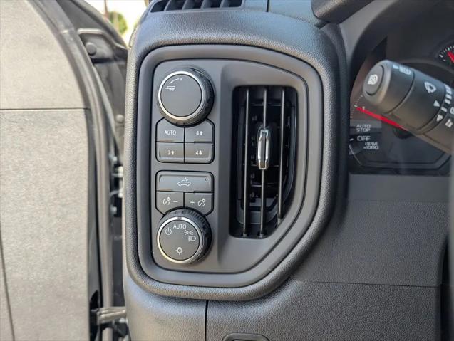 2026 Chevrolet Silverado 1500 4WD Crew Cab Short Bed Custom Trail Boss