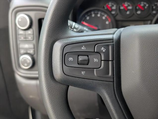 2026 Chevrolet Silverado 1500 4WD Crew Cab Short Bed Custom Trail Boss